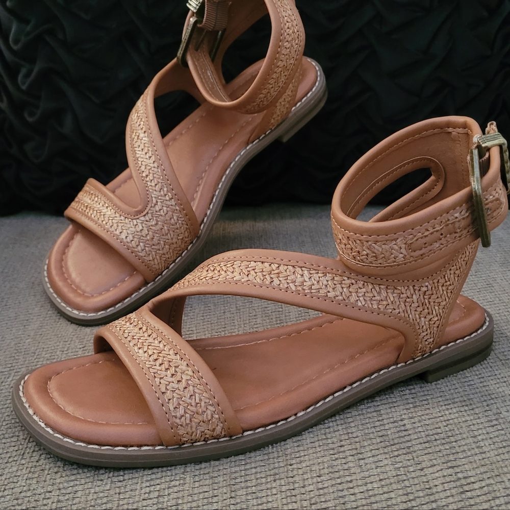 CROWN VINTAGE TARIA NATURAL TAN WOVEN SANDALS